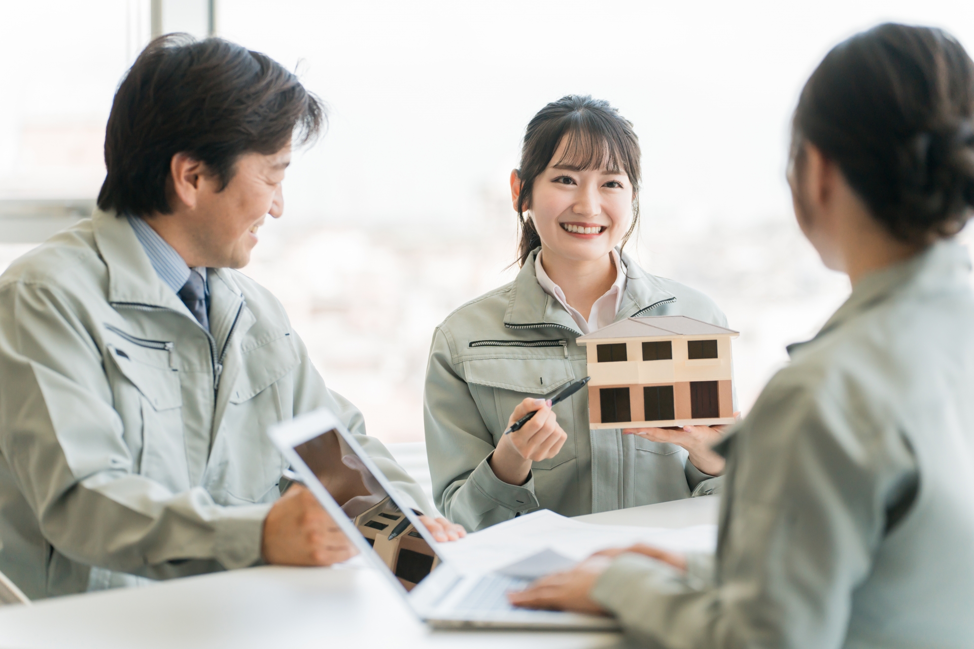 注文住宅会社担当者のイメージ