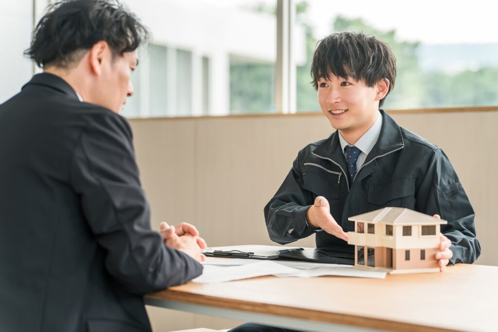 住宅会社による住宅設計提案の様子